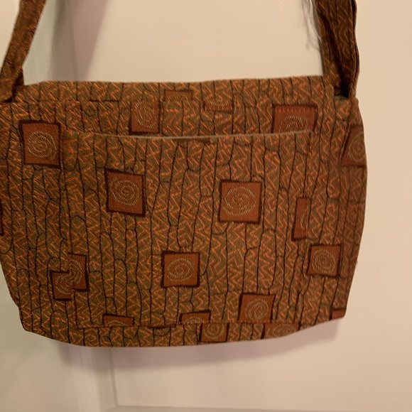 Handmade crossbody bag by Dana Herbert - Picture 1 of 5